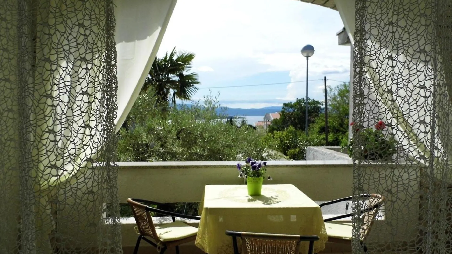아파트 Schoene Gemuetliche Wohnung Mit Meerblick, Wi-Fi, Klimaanlage, Geeignet Auf Sehr Gute Lage, Sveti Vid-Miholjice